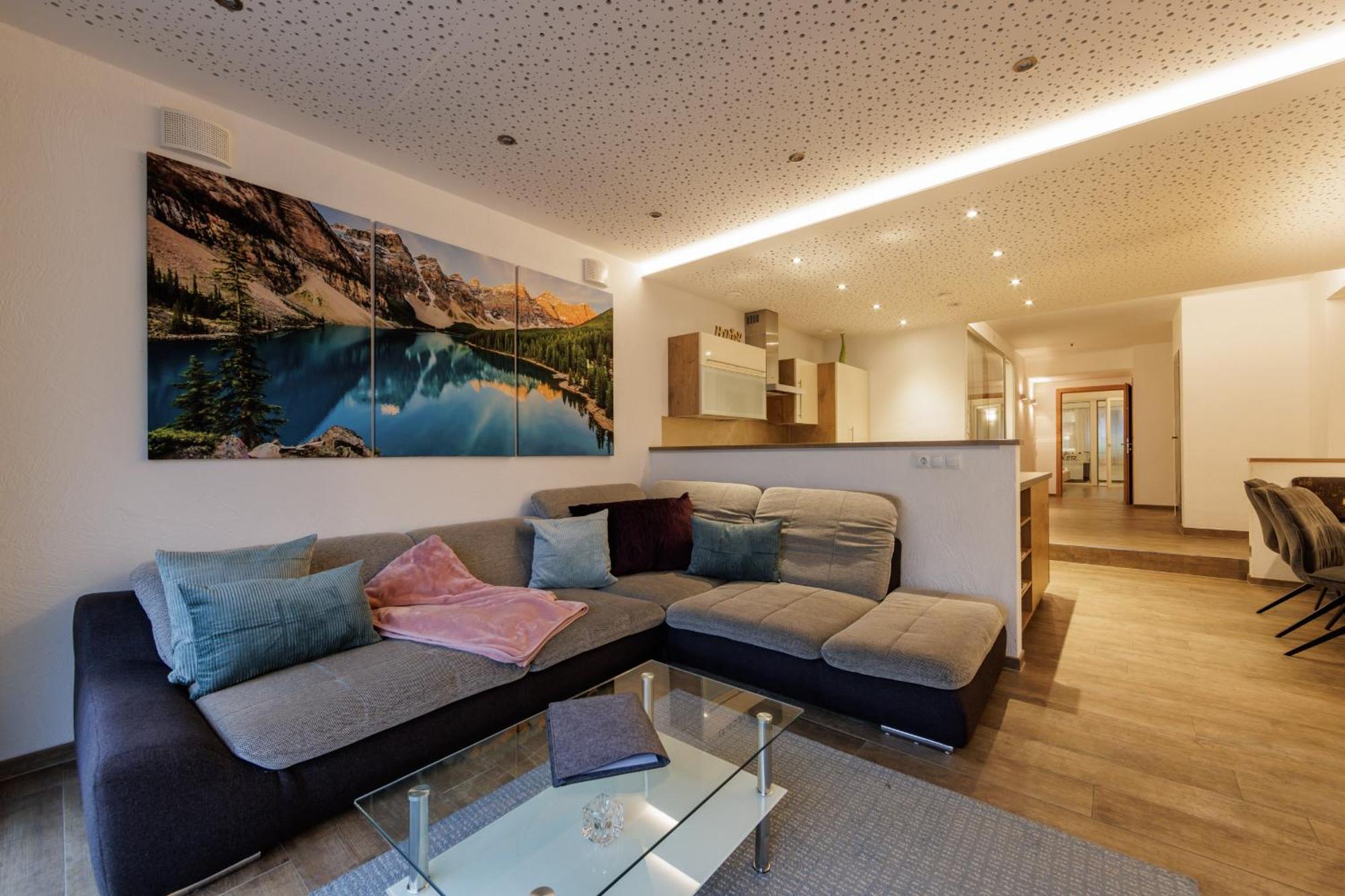 Apartmenthaus Goldeck Ried im Oberinntal Exterior foto