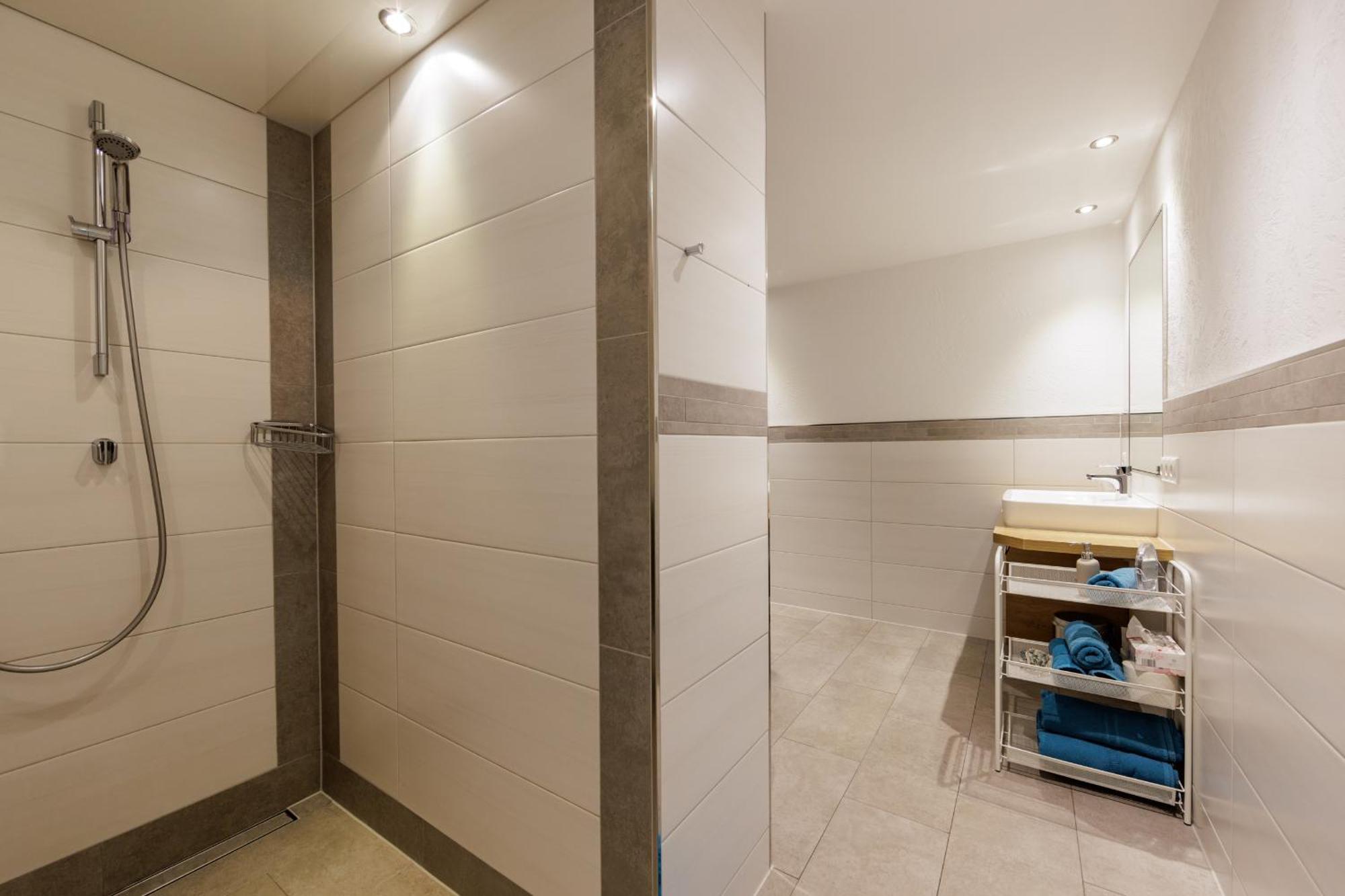 Apartmenthaus Goldeck Ried im Oberinntal Exterior foto
