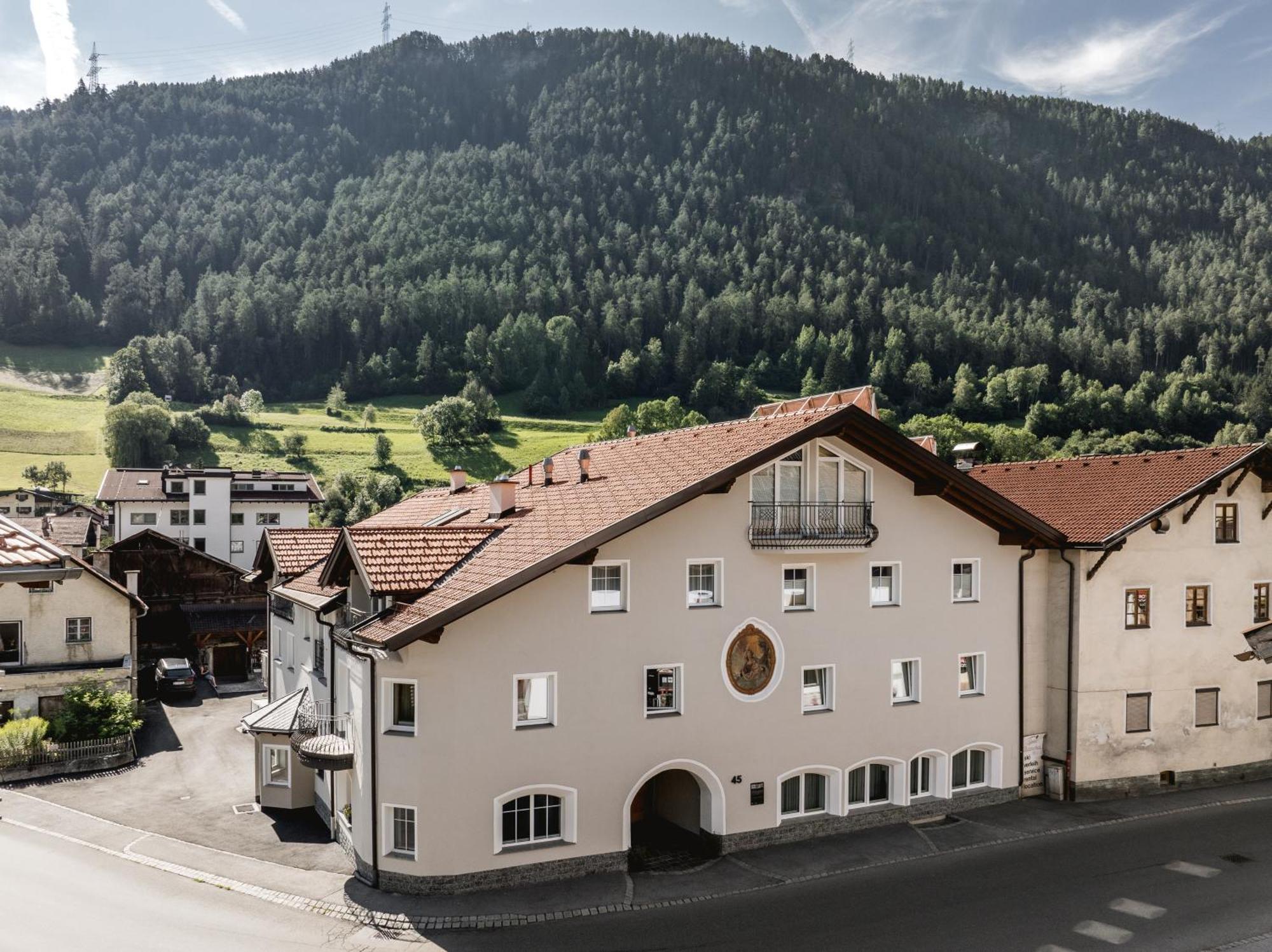 Apartmenthaus Goldeck Ried im Oberinntal Exterior foto